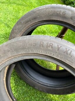 235/45r18 Continental. Letné - 1