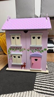 Domcek pre bábiky drevený