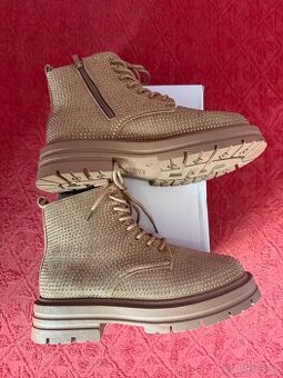 cizmy kamienkove NOVE