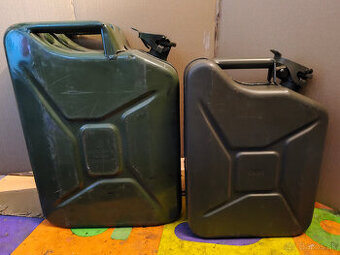 Pedám kanistre na benzín