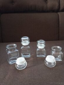 Sklenené koreničky