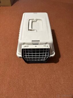 Predám výbavu pre mačky - rúžová