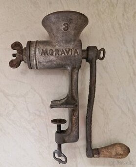 Starožitný mlynček na mäso