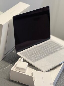 MacBook Air M4 - Silver | Záruka 11/2027