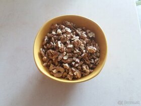 Vlašské orechy lúpané - 1