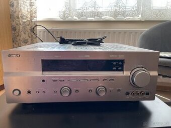 Yamaha RX-V650 hifi receiver zosilovač