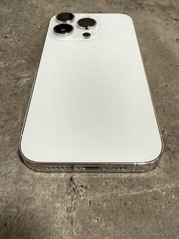 Predám iPhone 14 pro 128gb v striebornej farbe