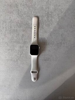 Apple watch series 8
