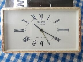 Zachovaly,malopouživany budik SLAVA 11jevels.
