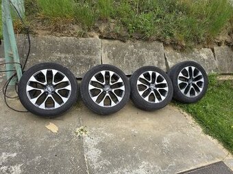 Elektrony R19 s pneu 225/55 r19
