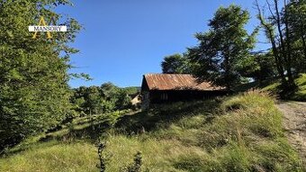 NA PREDAJ, Rodinný dom s pozemkom 2702m2 na samote Veľké Rov - 1