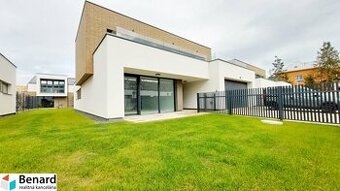 MODERNÝ 5 IZB.RODINNÝ DOM, CENTRUM POPRADU, s POZEMKOM 546 m