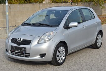 Toyota Yaris 1.3 VVT-I Sol MMT