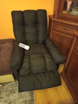 Predám elektrické masážne kreslo