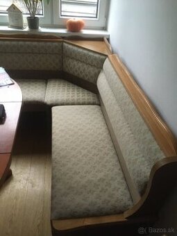 Rohová lavica
