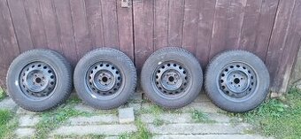 Zimné pneumatiky nokian 175/70R14 na diskoch