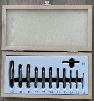 Súprava strediacich vrtákov 12 ks (1–5 mm) – nepoužité