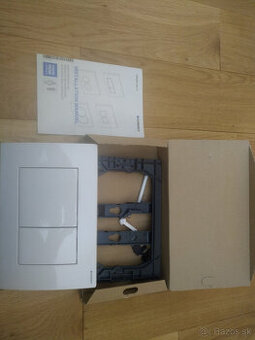 WC tlacidlo Geberit Delta 30