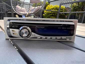 Autorádio zančky PIONEER DEH-P40MP - 1