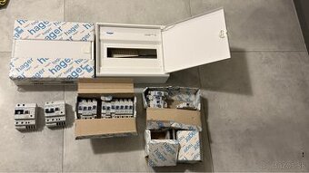 Podomietkový elektrický rozvádzač komplet s poistkami