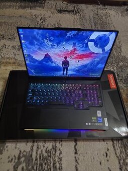 Predám Lenovo Legion Pro 7 RTX 4080 / i9 / 32 GB / 1 TB - 1