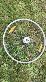 Predné koleso 28" s dynamom Shimano DH3N20