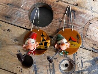 😂 Vtipný vintage pár nástenných dekorácií