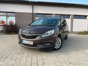 Opel Zafira Tourer 1.4 benzín + LPG