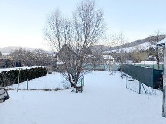 ZREKONŠTRUOVANÝ 4 IZBOVÝ DOM 2 KÚPEĽNE ZA VYNIKAJÚCU CENU ZÁ