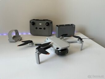 PREDAM/ VYMENIM DJI MINI 2 SE / KOMPLET SET / TOP STAV