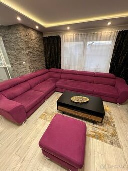 Rohový gauč + taburetka