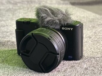 Digitálny fotoaparát na vlogovanie do vrecka SONY ZV1 + prís