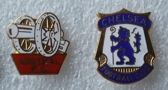 športové odznaky - originály Chelsea a Arsenal, fotbal