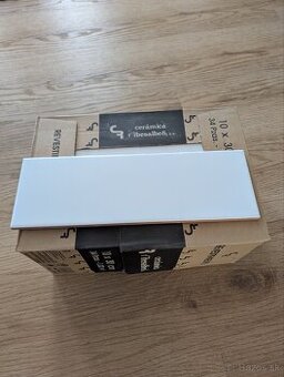 Biely matný obklad Cerámica Ribesalbes (10x30 cm)