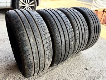 255/40 R19 Vredestein Letne