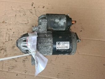 Štartér Mazda 3 1.6 M000T33371