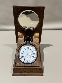 drevená krabička na vreckové hodinky