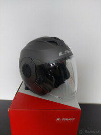 LS2 helma - 1