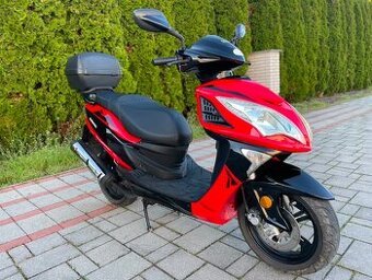 skúter Motorro Longjia Maxi 125 cm³ – rok 2017