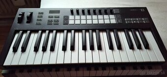 Novation Launchkey 37 MK3