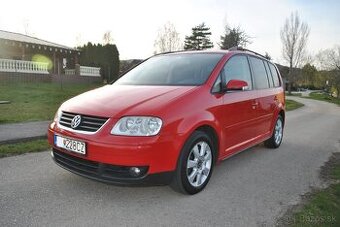Volkswagen Touran 1.9 TDI DSG 7 miest Ťažné zariadenie