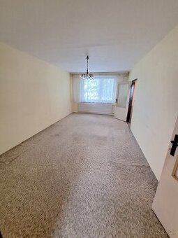 Predám 3 izbový byt Nitra Chrenová