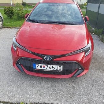 Predam TOYOTU COROLLU TUNING SPORT 1.8 HYBRID 122 ke-CVT