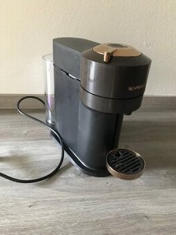 Kávovar nespresso vertuo + napeňovač mlieka