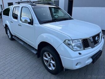 Nissan navara 2.5diesel automat 126kw