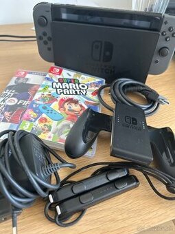 Nintendo Switch - Gray