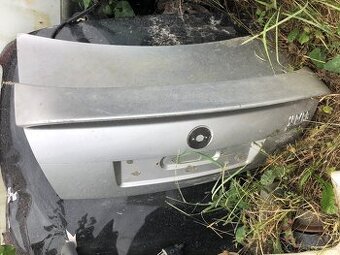Kufrove dvere superb 1 s krídlom