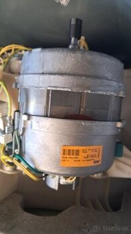 Elektromotor z pracky Candy - 1
