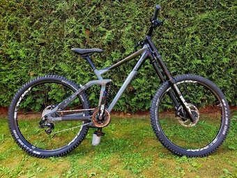 Downhill bicykel Cube Two 15 Race 2020