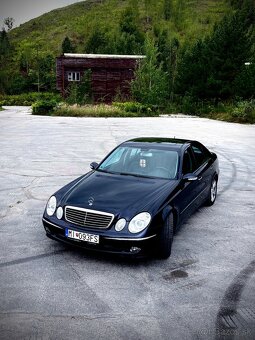 Mercedes-Benz E500 W211 (2003) – 225 kW/306 koní, výbava Ava